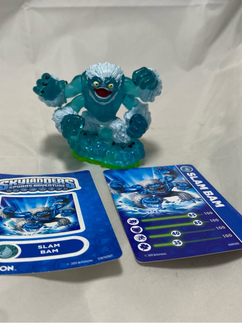 Skylanders Spyro's Adventure SLAM BAM Series 1 Figure w/ Card -Empire of Ice Exc